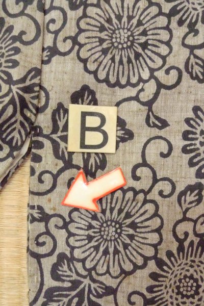 Photo15: O0711N Used Japanese kimono   Gray TSUMUGI pongee for women / Silk. Chinese flower,   (Grade B) (15)