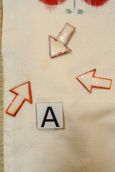 Photo14: O0711P Vintage Japanese kimono   Off White TSUMUGI pongee for women / Silk. Butterfly   (Grade C) (14)