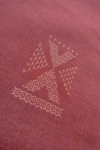 Photo8: O0711Q Used Japanese kimono  Pale Dark Red TSUMUGI pongee for women / Silk. Geometrical pattern   (Grade B) (8)