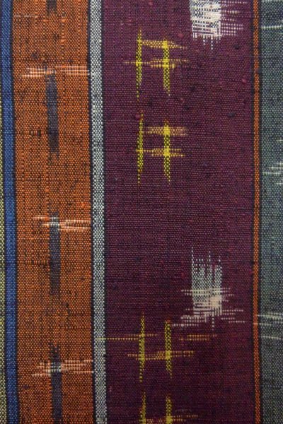 Photo7: O0711X Used Japanese kimono  Dark Multi Color TSUMUGI pongee for women / Silk. Bird,   (Grade B) (7)