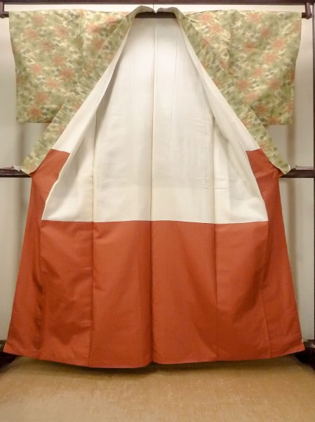 Photo2: O0711Y Used Japanese kimono  Pale Off White TOKAMACHI-TSUMUGI for women / Silk. Flower   (Grade A) (2)
