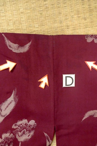 Photo17: O0712B Antique Japanese kimono  Dark Dark Red ORI woven for women / Silk. Flower   (Grade C) (17)