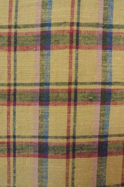 Photo7: O0718B Vintage Japanese kimono   Beige TSUMUGI pongee for women / Silk. Plaid Checks   (Grade D) (7)
