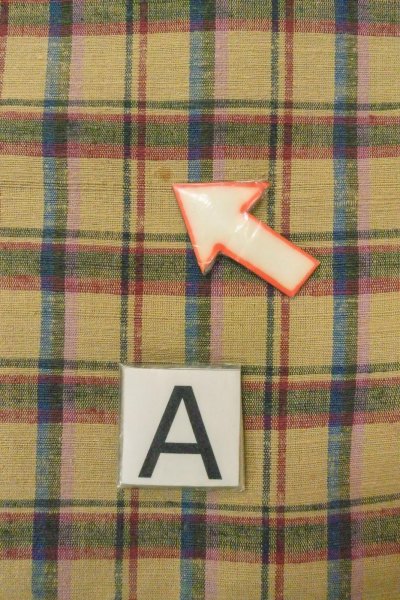 Photo14: O0718B Vintage Japanese kimono   Beige TSUMUGI pongee for women / Silk. Plaid Checks   (Grade D) (14)