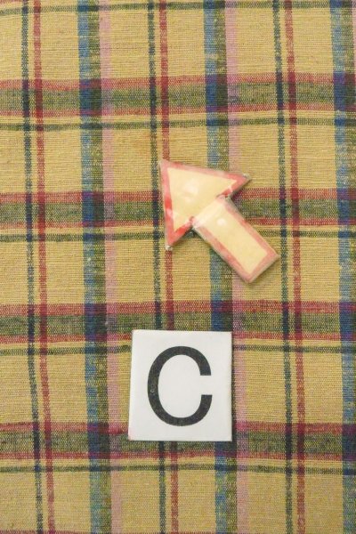 Photo16: O0718B Vintage Japanese kimono   Beige TSUMUGI pongee for women / Silk. Plaid Checks   (Grade D) (16)