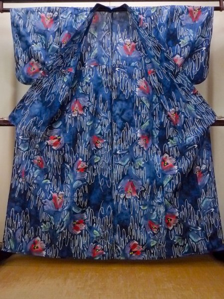 Photo2: O0718T Vintage Japanese kimono   Indigo Blue Pour Dyed Yukata for women / Cotton. Flower,   (Grade B) (2)