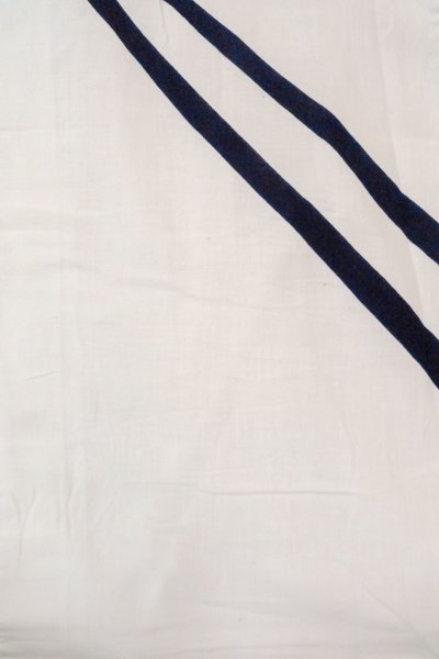 Photo4: O0718U Vintage Japanese kimono   White YUKATA summer(made in Japan) for women / Cotton. Line "Eba-pattern"  (Grade C) (4)