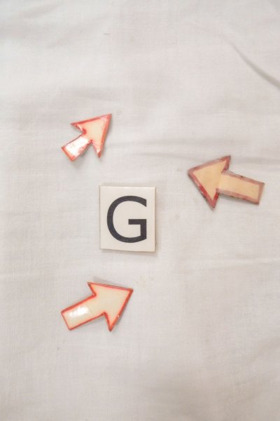 Photo20: O0718U Vintage Japanese kimono   White YUKATA summer(made in Japan) for women / Cotton. Line "Eba-pattern"  (Grade C) (20)