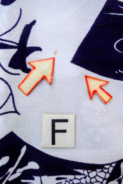 Photo19: O0718V Vintage Japanese kimono   White YUKATA summer(made in Japan) for women / Cotton. KIRI paulownia, Osaka castle motif  (Grade C) (19)