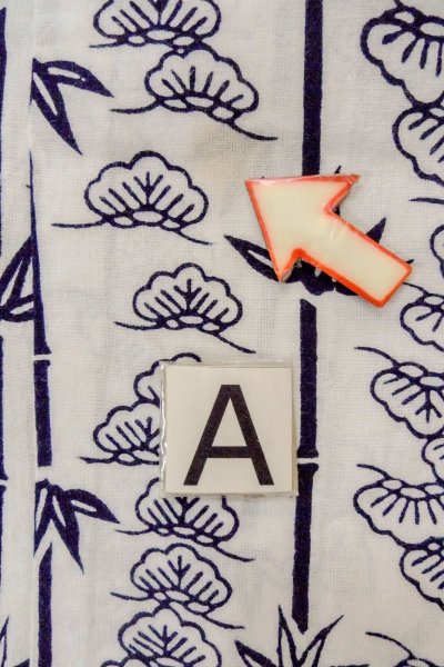 Photo14: O0718W Vintage Japanese kimono   White YUKATA summer(made in Japan) for women / Cotton. Camellia,   (Grade C) (14)