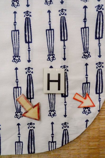 Photo21: O0718X Vintage Japanese kimono   White YUKATA summer(made in Japan) for women / Cotton. Abstract pattern Japanese traditional umbrella pattern.  (Grade C) (21)