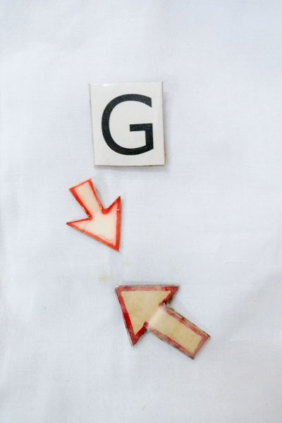 Photo20: O0718Y Vintage Japanese kimono   White YUKATA summer(made in Japan) for women / Cotton. Flower "Eba-pattern"  (Grade C) (20)