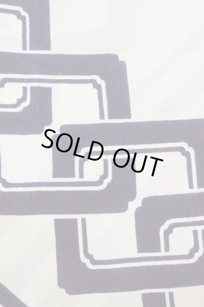 Photo6: O0718Z Vintage Japanese kimono   White YUKATA summer(made in Japan) for women / Cotton. Line, "Eba-pattern"  (Grade C) (6)