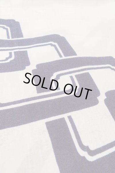 Photo10: O0718Z Vintage Japanese kimono   White YUKATA summer(made in Japan) for women / Cotton. Line, "Eba-pattern"  (Grade C) (10)