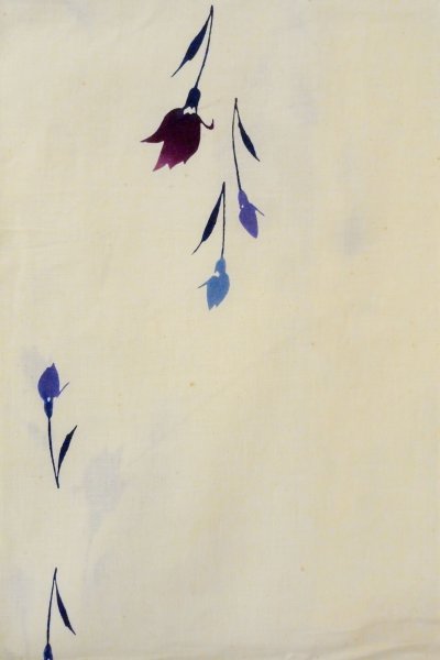 Photo4: O0719A Vintage Japanese kimono   Ivory Pour Dyed Yukata for women / Cotton. Flower   (Grade D) (4)