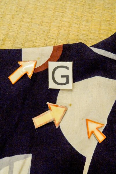 Photo18: O0719D Vintage Japanese kimono   Indigo Blue YUKATA summer(made in Japan) for women / Cotton/hemp Abstract pattern   (Grade C) (18)