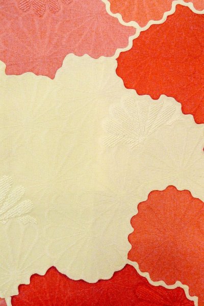 Photo7: O0805E Vintage Japanese kimono   Ivory HAORI short jacket for women / Silk. Cloud   (Grade B) (7)