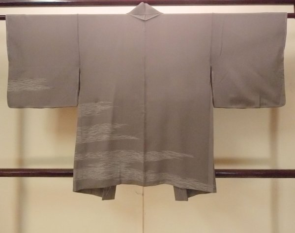Photo2: O0805F Vintage Japanese kimono   Gray HAORI short jacket for women / Silk. Line,   (Grade B) (2)