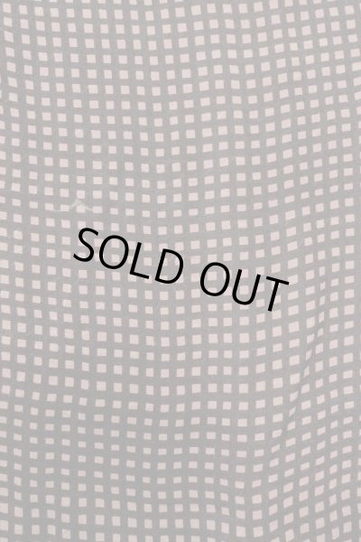 Photo5: O0805G Vintage Japanese kimono   Black HAORI short jacket for women / Silk. Plaid Checks   (Grade C) (5)