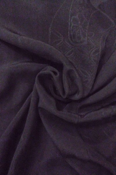 Photo13: O0805J Vintage Japanese kimono   Black HAORI short jacket for women / Silk.  Base woven pattern: Treasures, Crossed circles, Dapple pattern  (Grade B) (13)