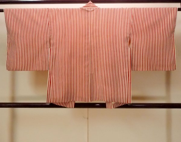 Photo2: O0805K Vintage Japanese kimono   Off White HAORI short jacket for women / Silk. Stripes   (Grade D) (2)