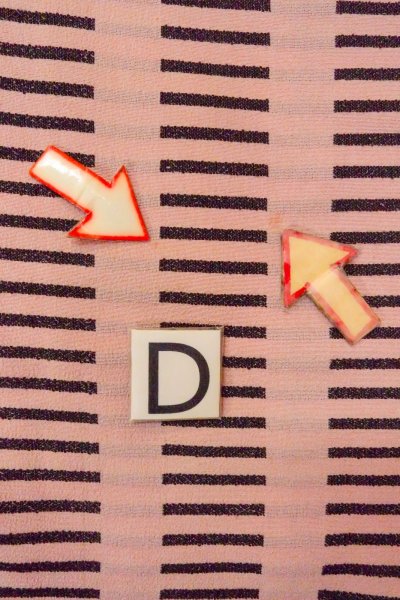 Photo17: O0805L Vintage Japanese kimono  Grayish Pink HAORI short jacket for women / Silk. Stripes   (Grade C) (17)