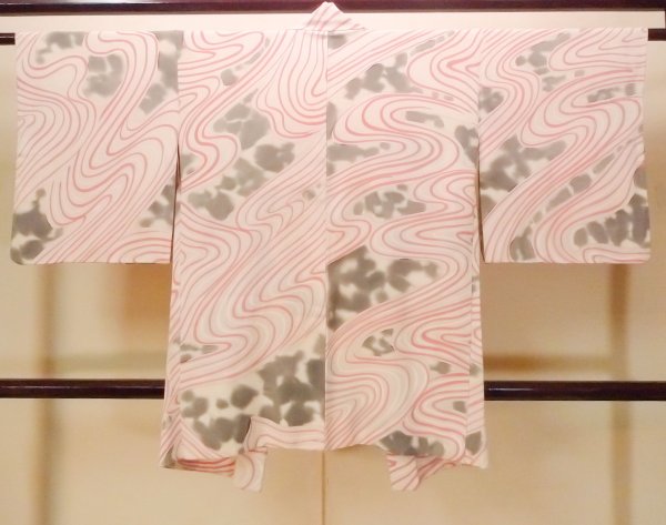 Photo2: O0805N Vintage Japanese kimono   Off White HAORI short jacket for women / Silk. Stream,   (Grade C) (2)