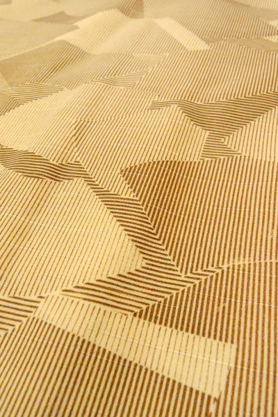 Photo8: O0805Q Vintage Japanese kimono   Beige HAORI short jacket for women / Silk. Folding fan, There is repair part.  (Grade C) (8)