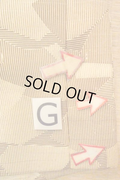 Photo20: O0805Q Vintage Japanese kimono   Beige HAORI short jacket for women / Silk. Folding fan, There is repair part.  (Grade C) (20)
