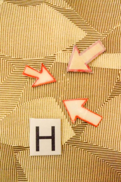 Photo21: O0805Q Vintage Japanese kimono   Beige HAORI short jacket for women / Silk. Folding fan, There is repair part.  (Grade C) (21)