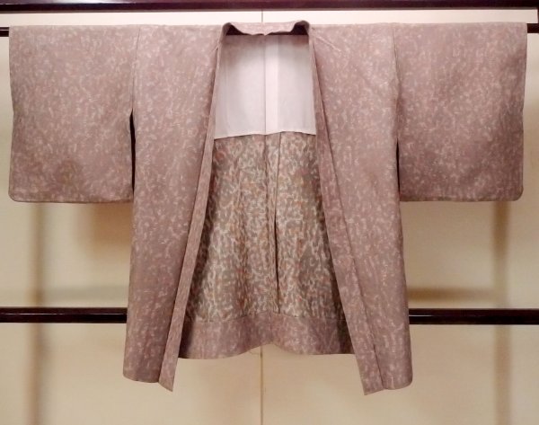 Photo1: O0805R Vintage Japanese kimono   Brown HAORI short jacket for women / Wool. Flower, There is repair part.  (Grade C) (1)