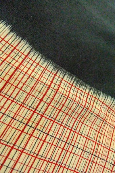 Photo8: O0805T Vintage Japanese kimono   Black HAORI short jacket for women / Silk. Plaid Checks   (Grade C) (8)