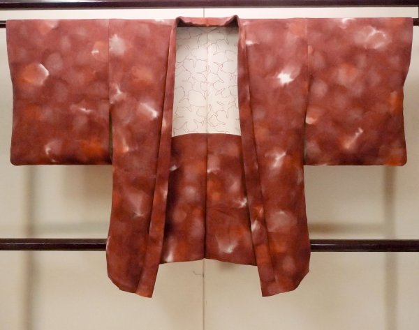 Photo1: Mint O0805U Vintage Japanese kimono  Dark Dark Red HAORI short jacket for women / Silk. Gradation   (Grade A) (1)