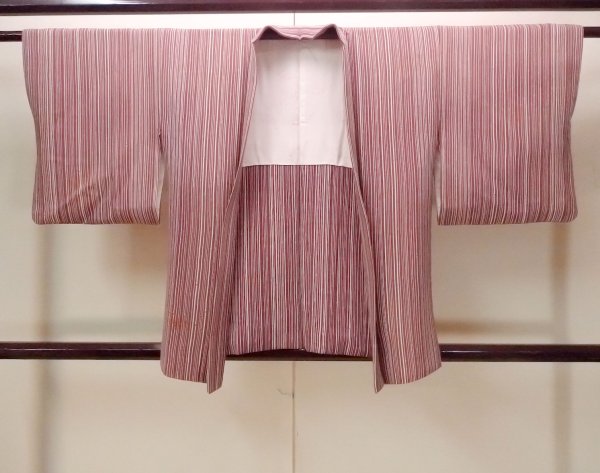 Photo1: O0805Z Vintage Japanese kimono  Dark Dark Red HAORI short jacket for women / Silk. Bamboo    There are stains.  (Grade B) (1)