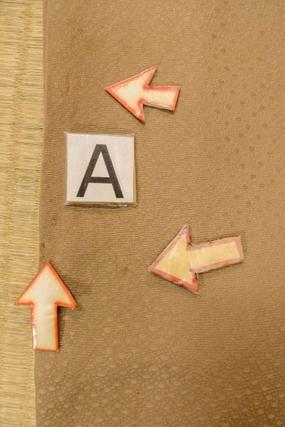 Photo11: O0806B Vintage Japanese kimono  Light Beige HAORI short jacket for women / Silk.    (Grade B) (11)