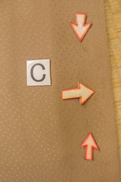 Photo13: O0806B Vintage Japanese kimono  Light Beige HAORI short jacket for women / Silk.    (Grade B) (13)