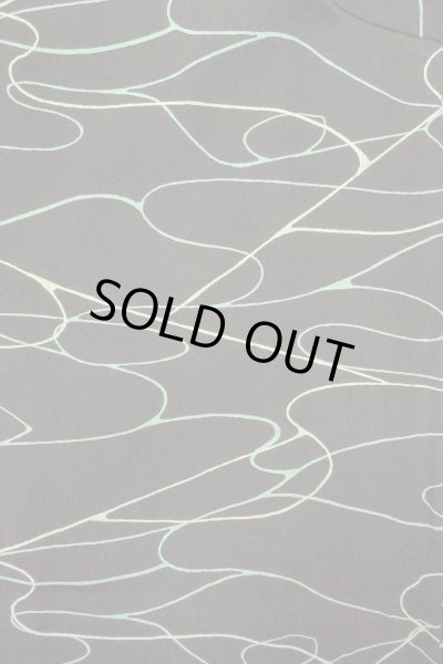 Photo3: O0806C Vintage Japanese kimono   Black HAORI short jacket for women / Silk. Stream,   (Grade B) (3)