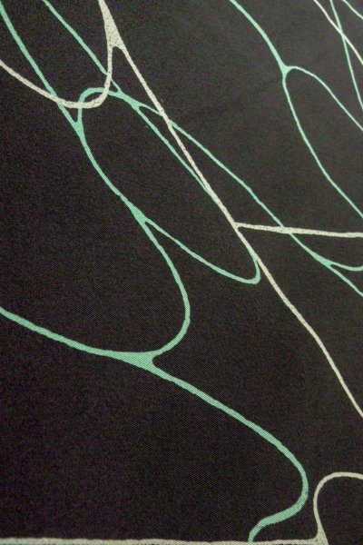 Photo8: O0806C Vintage Japanese kimono   Black HAORI short jacket for women / Silk. Stream,   (Grade B) (8)