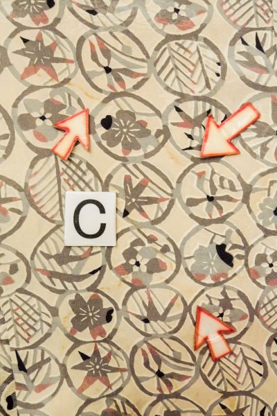 Photo16: O0806D Vintage Japanese kimono  Light Ivory HAORI short jacket for women / Silk. Flower,   (Grade C) (16)