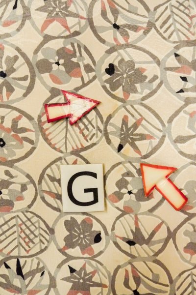 Photo20: O0806D Vintage Japanese kimono  Light Ivory HAORI short jacket for women / Silk. Flower,   (Grade C) (20)