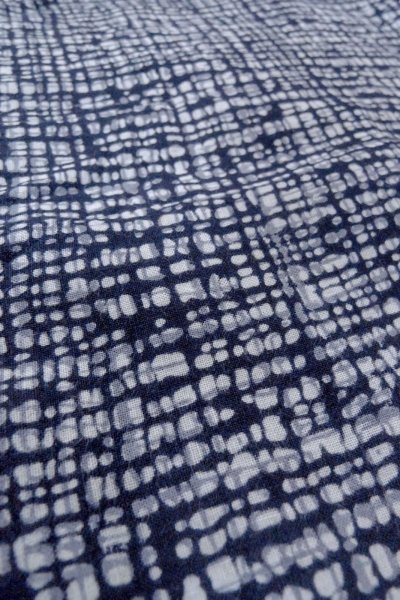 Photo10: O0826A Vintage Japanese kimono   Indigo Blue YUKATA summer(made in Japan) for men / Linen. Abstract pattern Stains/Soils all over. Discolored all over.  (Grade D) (10)