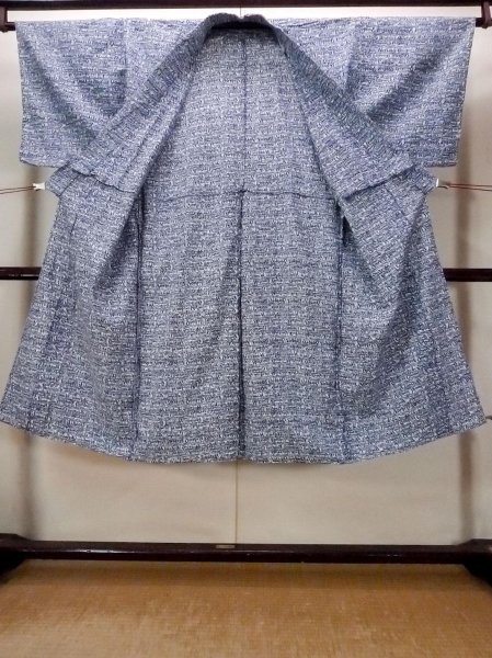 Photo2: O0826C Vintage Japanese kimono   Indigo Blue YUKATA summer(made in Japan) for men / Cotton.    (Grade C) (2)