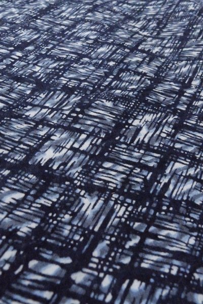 Photo10: O0826D Vintage Japanese kimono   Indigo Blue YUKATA summer(made in Japan) for men / Linen. Abstract pattern More damages.  (Grade D) (10)