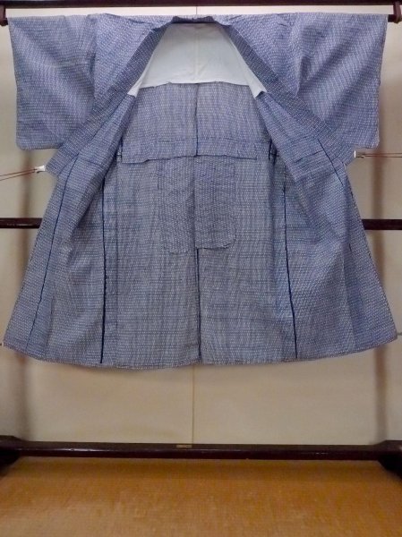 Photo2: O0826E Vintage Japanese kimono   Indigo Blue YUKATA summer(made in Japan) for men / Cotton. Abstract pattern   (Grade C) (2)