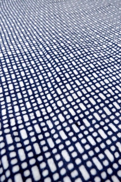 Photo10: O0826E Vintage Japanese kimono   Indigo Blue YUKATA summer(made in Japan) for men / Cotton. Abstract pattern   (Grade C) (10)