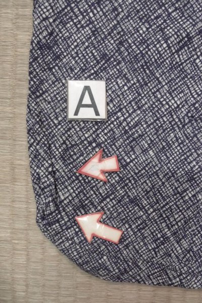 Photo14: O0826G Vintage Japanese kimono   Indigo Blue YUKATA summer(made in Japan) for women / Cotton. Plaid Checks,   (Grade D) (14)