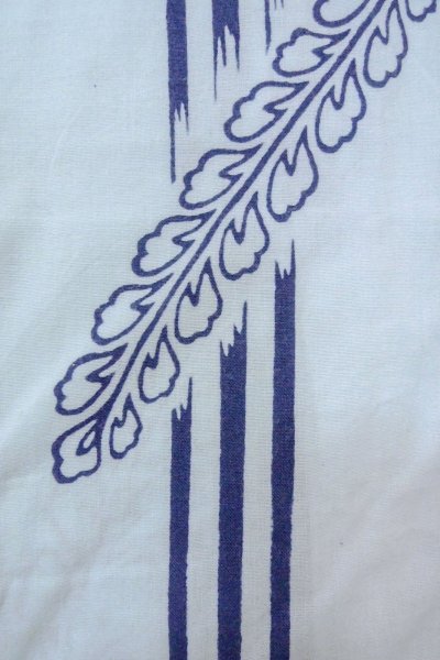 Photo6: O0826H Vintage Japanese kimono  Light Light Blue YUKATA summer(made in Japan) for women / Cotton. Japanese wisteria,   (Grade D) (6)