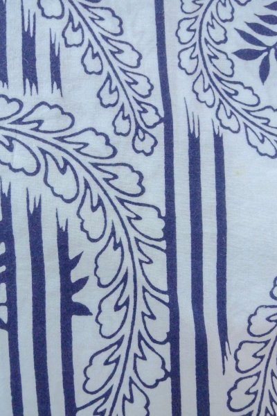 Photo7: O0826H Vintage Japanese kimono  Light Light Blue YUKATA summer(made in Japan) for women / Cotton. Japanese wisteria,   (Grade D) (7)