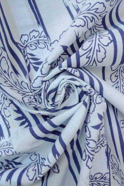 Photo11: O0826H Vintage Japanese kimono  Light Light Blue YUKATA summer(made in Japan) for women / Cotton. Japanese wisteria,   (Grade D) (11)