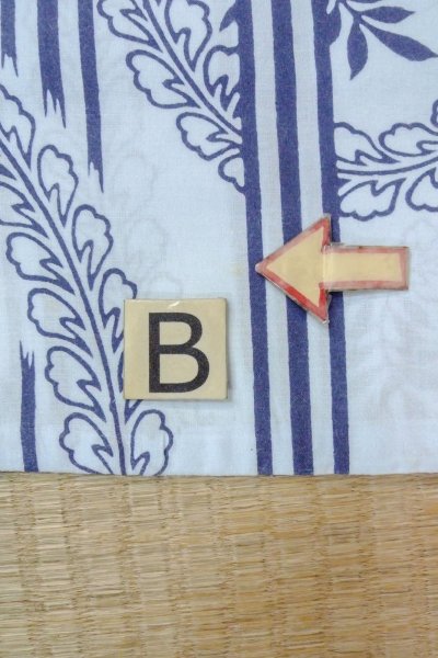 Photo15: O0826H Vintage Japanese kimono  Light Light Blue YUKATA summer(made in Japan) for women / Cotton. Japanese wisteria,   (Grade D) (15)